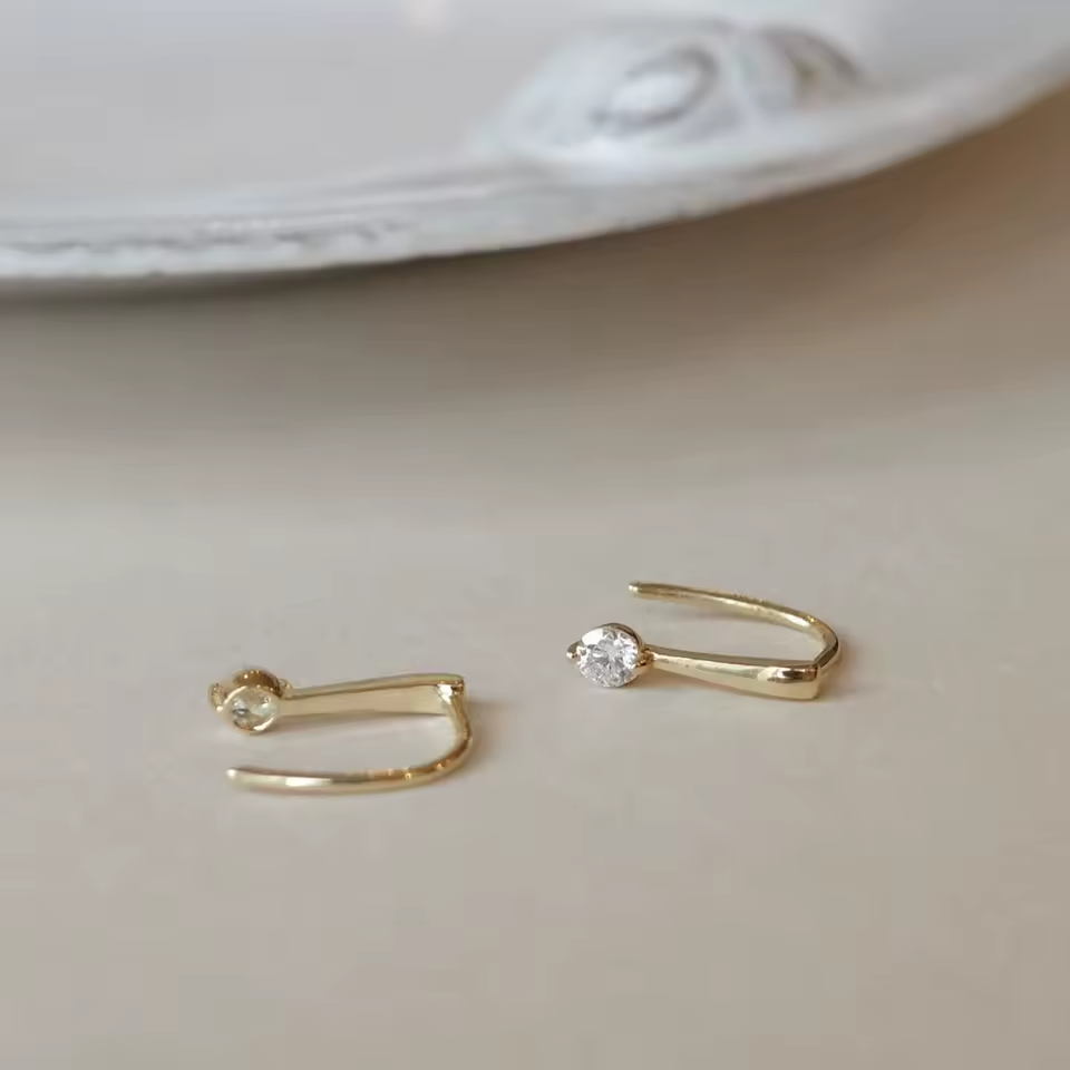 Léa Stud Earrings