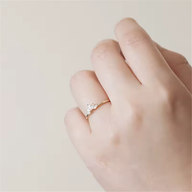 Élora Crown Ring